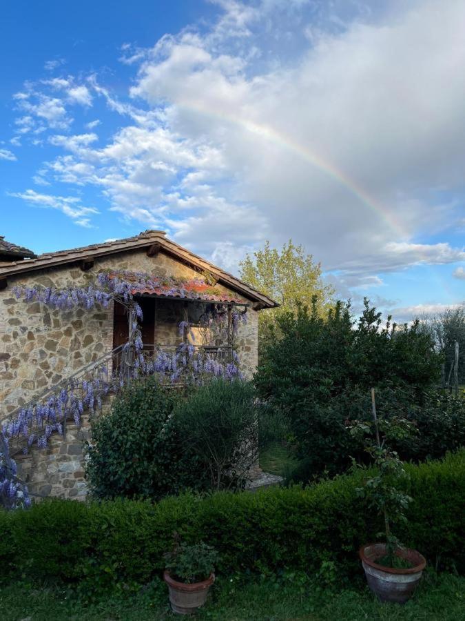 Casa Vacanze Porta Vecchia Montalcino Exterior foto