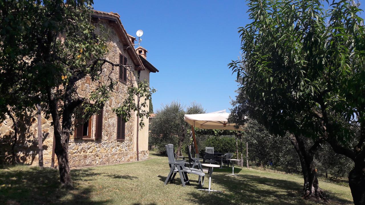 Casa Vacanze Porta Vecchia Montalcino Exterior foto